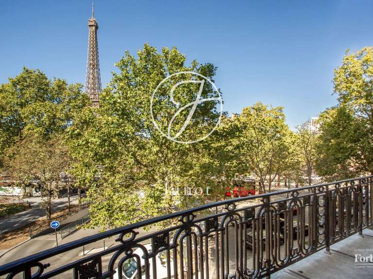 Appartement Paris 7e - 4 chambres - 201m²