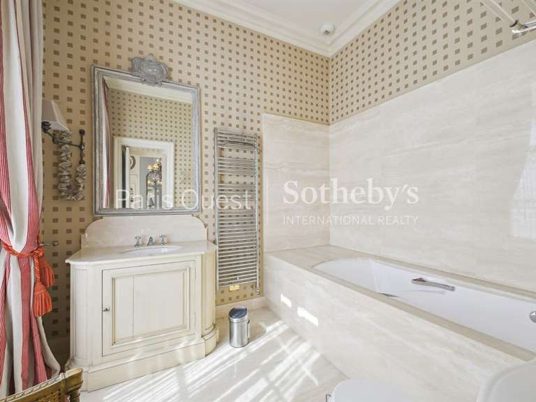 Appartement Paris 7e - 3 chambres - 320m²