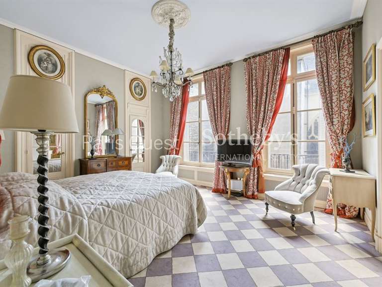 Appartement Paris 7e - 3 chambres - 320m²