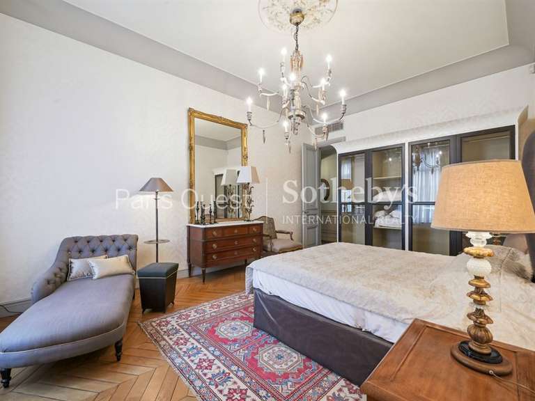 Appartement Paris 7e - 3 chambres - 320m²