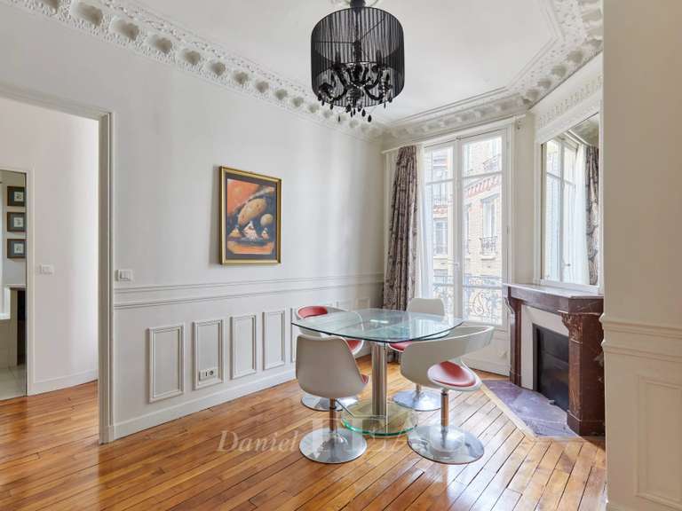 Appartement Paris 7e - 1 chambre - 57m²