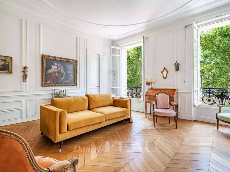 Appartement Paris 7e - 4 chambres - 132m²