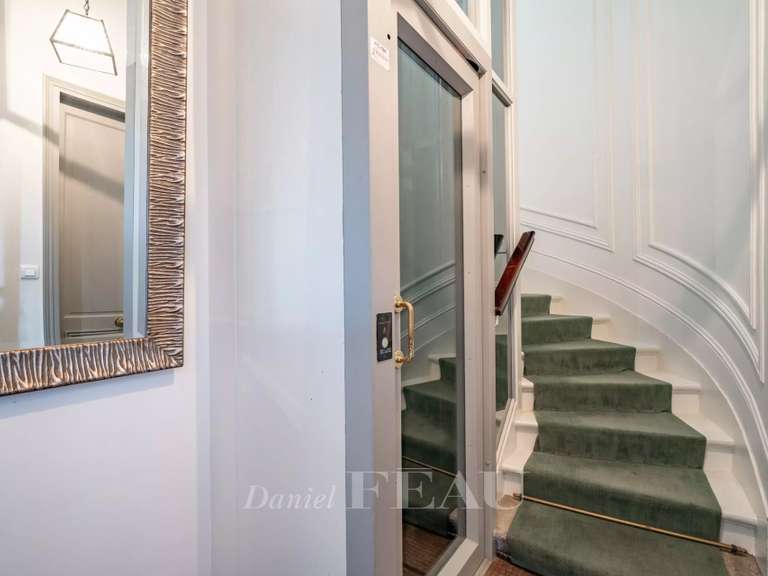 Appartement Paris 7e - 4 chambres - 132m²
