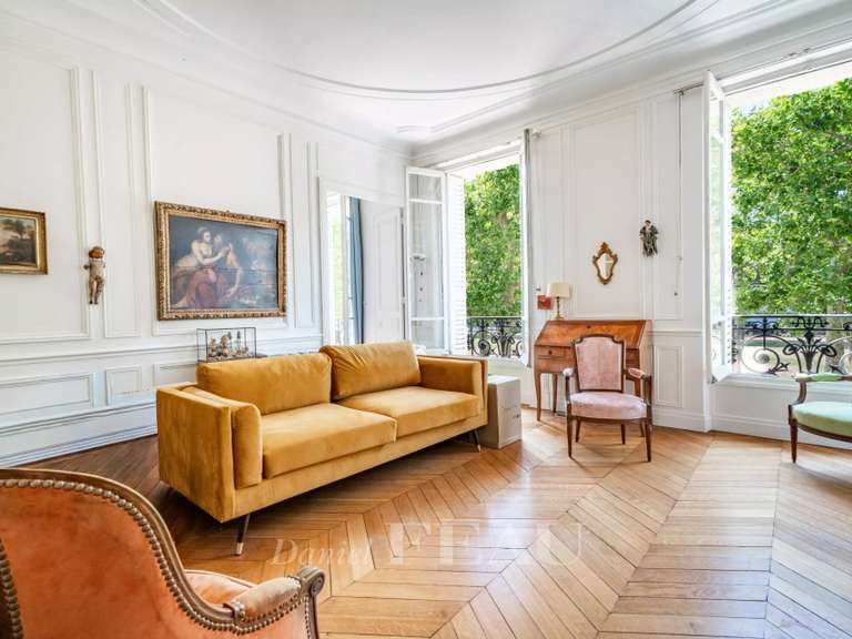 Appartement Paris 7e - 4 chambres - 132m²