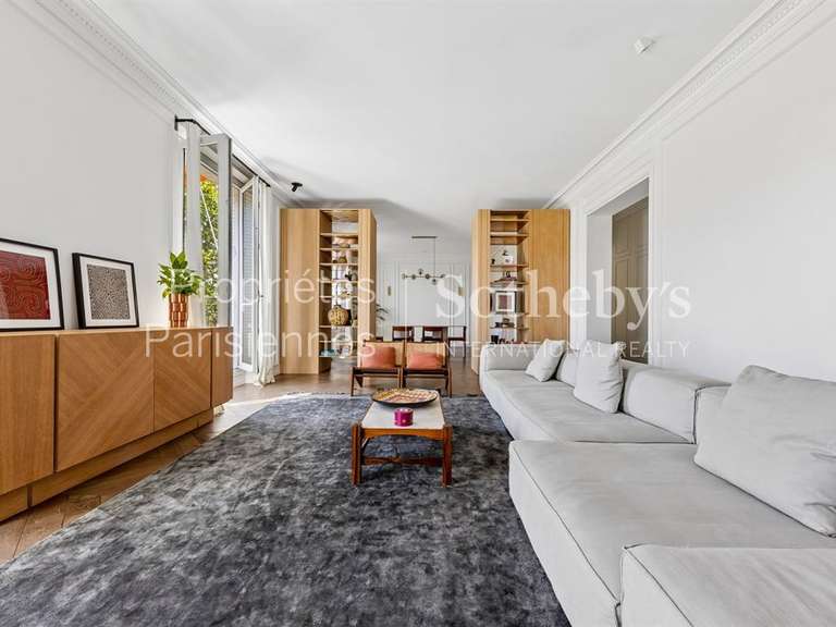 Appartement Paris 7e - 2 chambres - 146m²