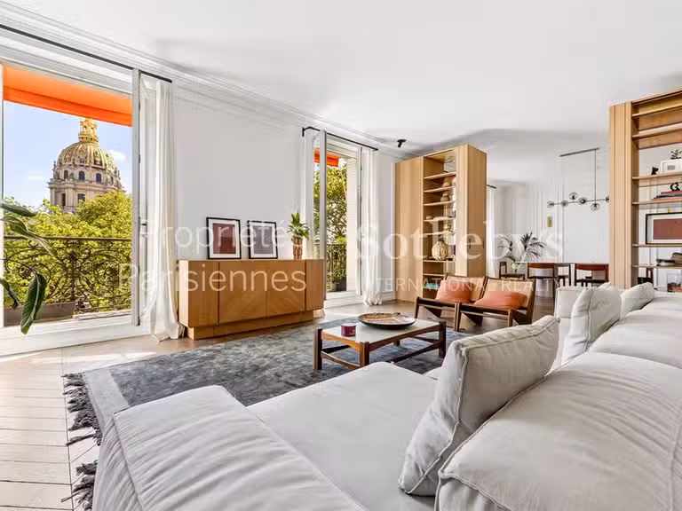 Appartement Paris 7e - 2 chambres - 146m²