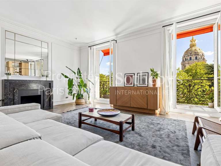 Appartement Paris 7e - 2 chambres - 146m²