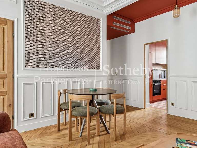 Appartement Paris 7e - 2 chambres - 74m²