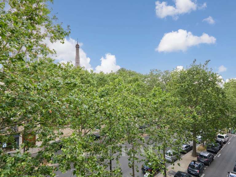 Appartement Paris 7e - 3 chambres - 126m²