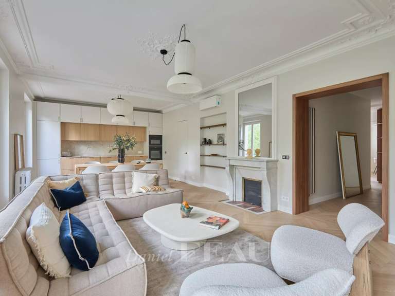 Appartement Paris 7e - 3 chambres - 126m²