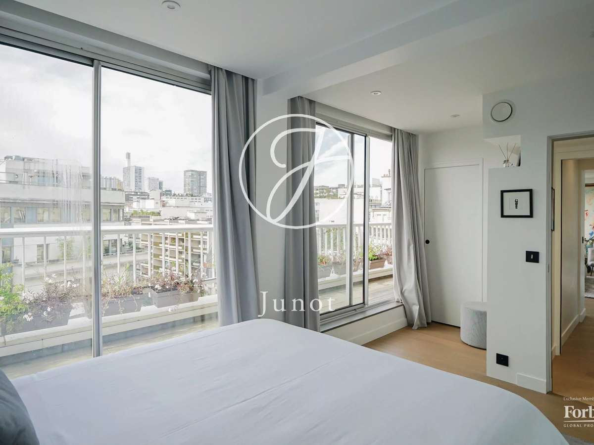 Apartment Paris 7e
