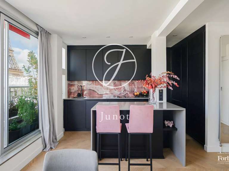 Appartement Paris 7e - 2 chambres - 115m²