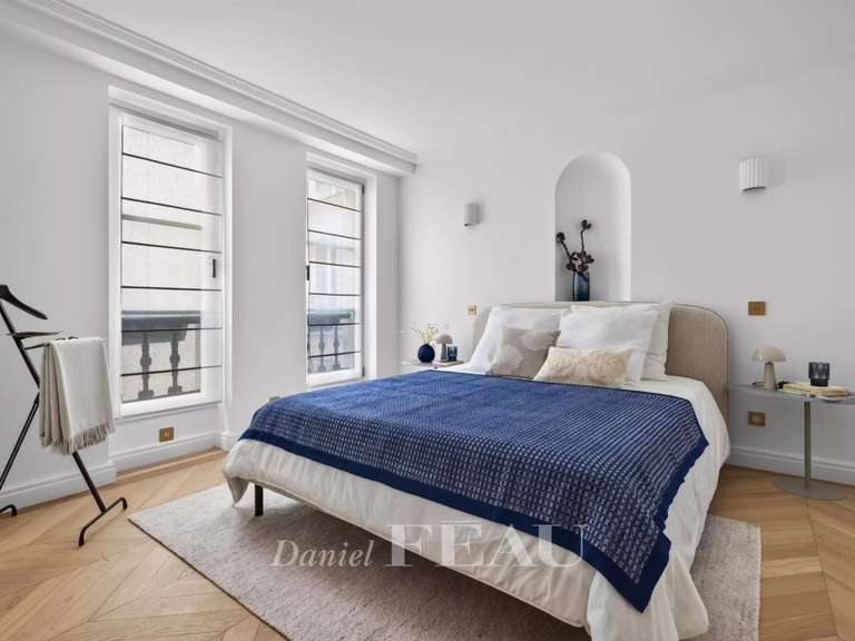 Appartement Paris 7e - 2 chambres - 135m²