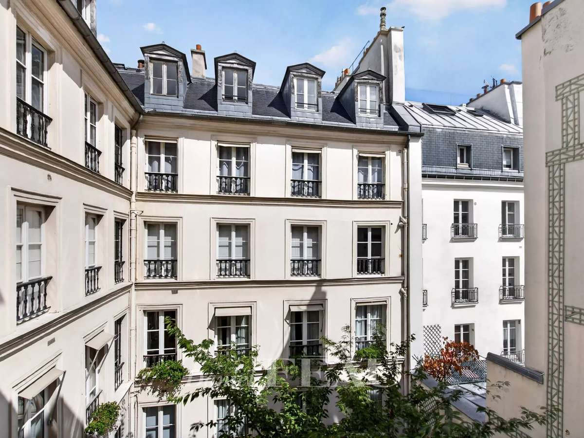 Apartment Paris 7e
