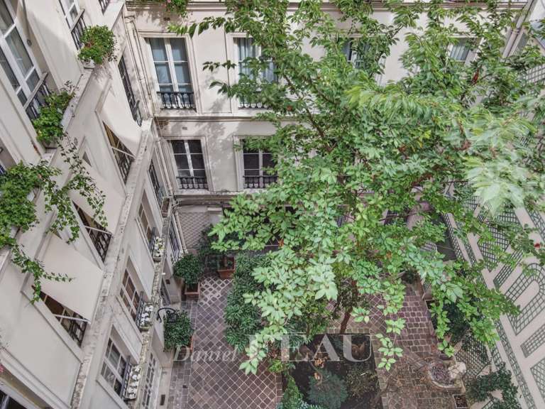 Appartement Paris 7e - 2 chambres - 135m²