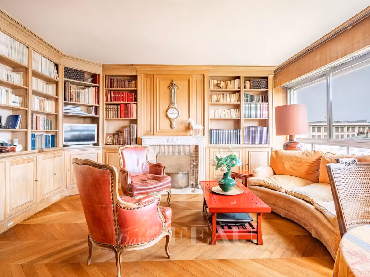 Apartment Paris 7e