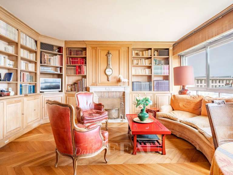 Appartement Paris 7e - 3 chambres - 106m²