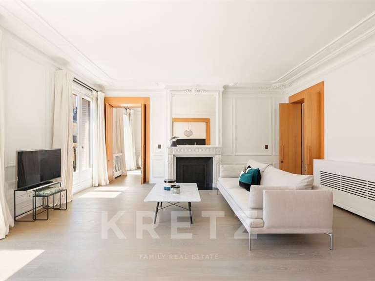 Apartment Paris 7e - 3 bedrooms - 185m²