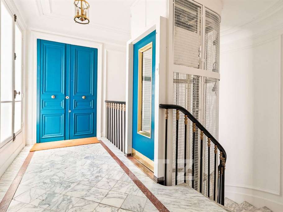 Apartment Paris 7e