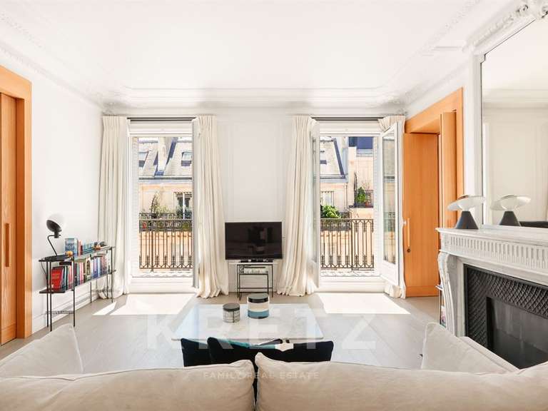 Apartment Paris 7e - 3 bedrooms - 185m²