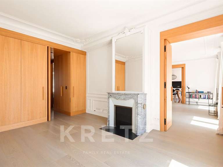 Apartment Paris 7e - 3 bedrooms - 185m²