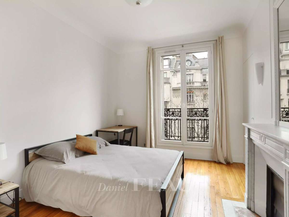 Apartment Paris 7e
