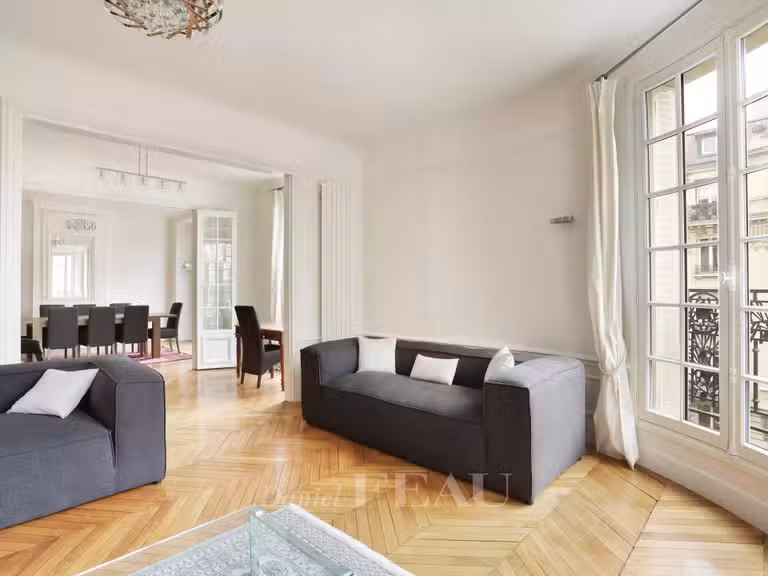 Apartment Paris 7e - 3 bedrooms - 143m²