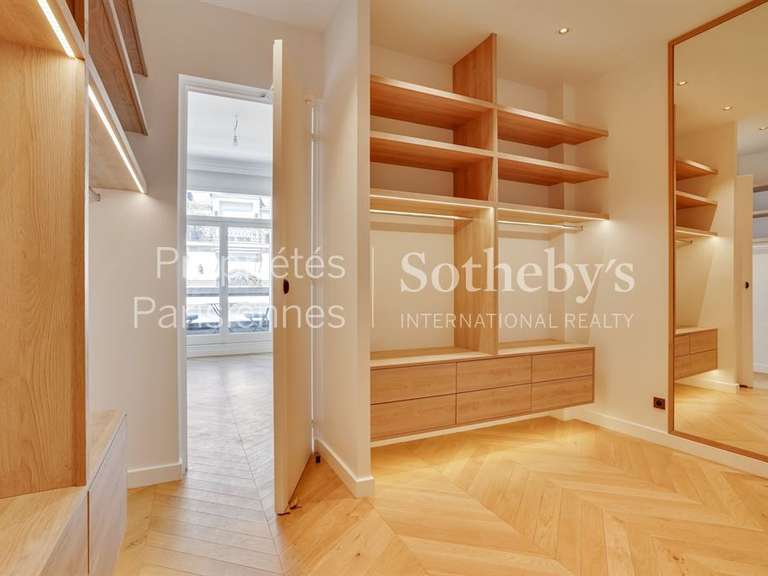 Appartement Paris 7e - 4 chambres - 328m²