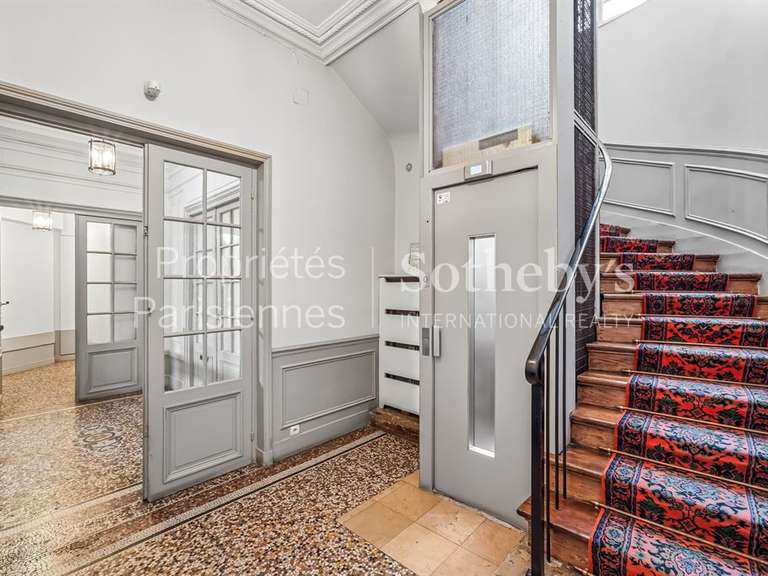 Appartement Paris 7e - 1 chambre - 68m²