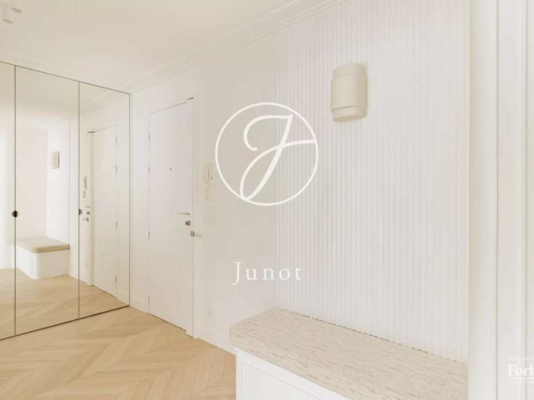 Appartement Paris 7e - 2 chambres - 93m²