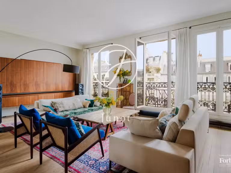 Appartement Paris 7e - 3 chambres - 162m²