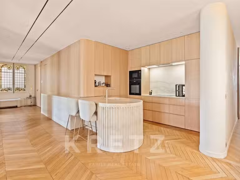 Appartement Paris 7e - 3 chambres - 200m²