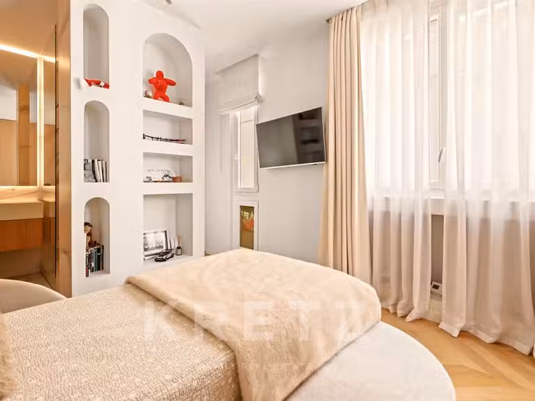 Appartement Paris 7e - 3 chambres - 200m²