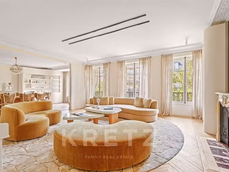 Appartement Paris 7e - 3 chambres - 200m²