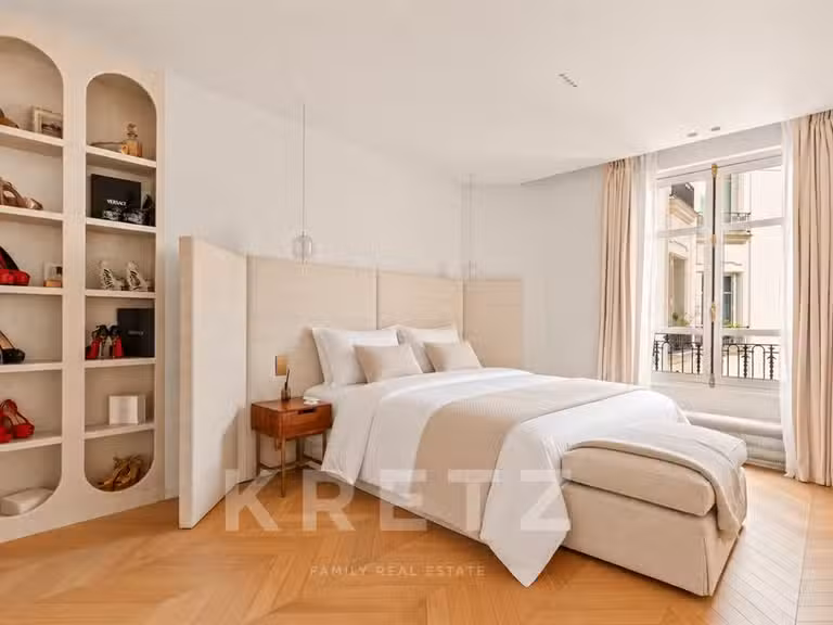 Appartement Paris 7e - 3 chambres - 200m²