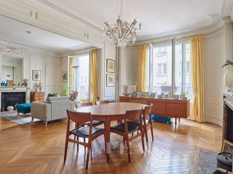 Appartement Paris 7e - 3 chambres - 153m²