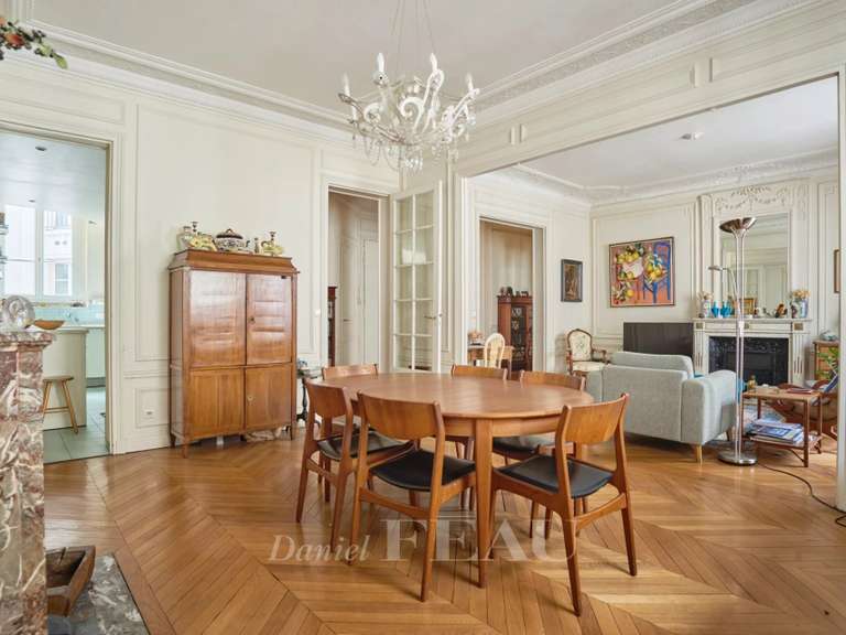 Appartement Paris 7e - 3 chambres - 153m²