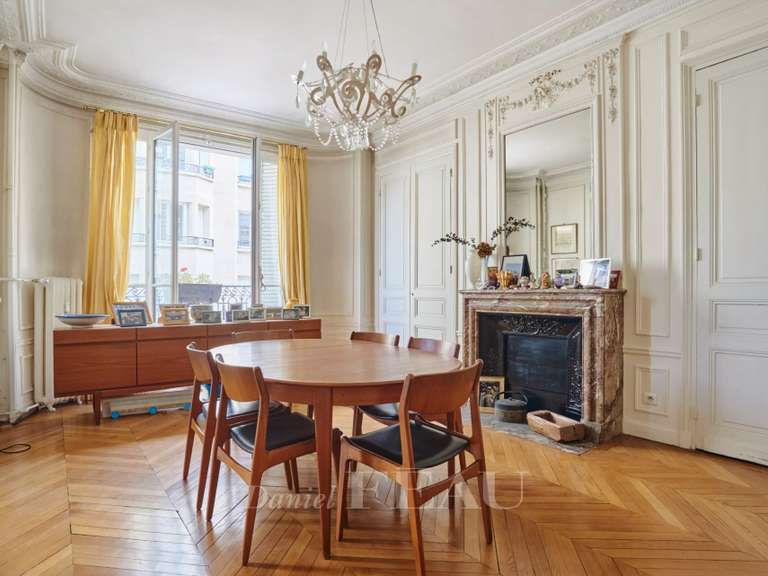 Appartement Paris 7e - 3 chambres - 153m²