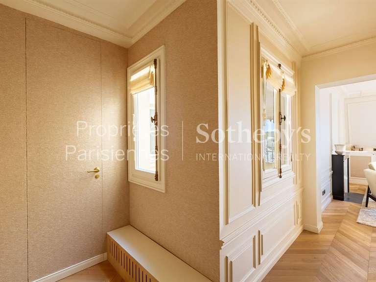 Appartement Paris 7e - 2 chambres - 63m²