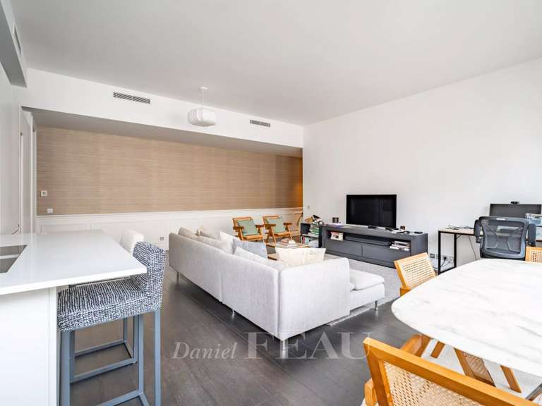 Appartement Paris 7e - 2 chambres - 100m²