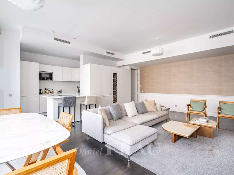 Appartement Paris 7e - 2 chambres - 100m²