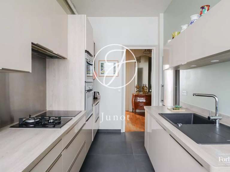 Appartement Paris 7e - 3 chambres - 123m²