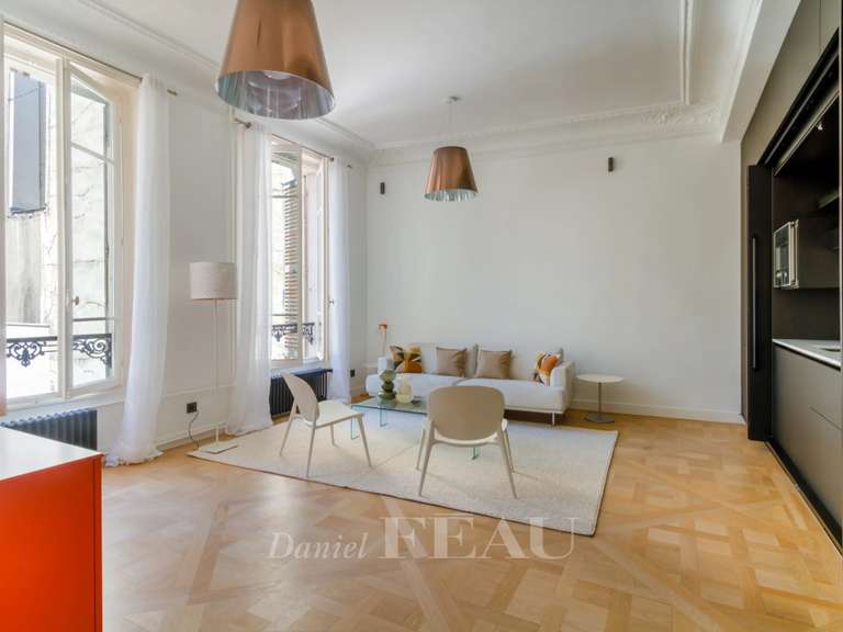 Apartment Paris 7e - 2 bedrooms - 80m²