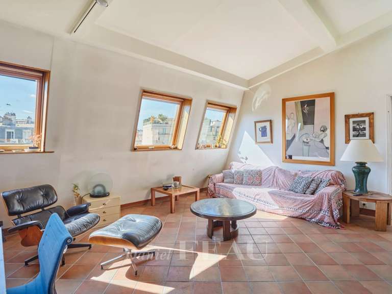 Appartement Paris 7e - 3 chambres - 104m²