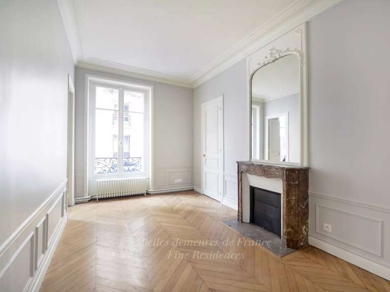Appartement Paris 7e - 4 chambres - 160m²