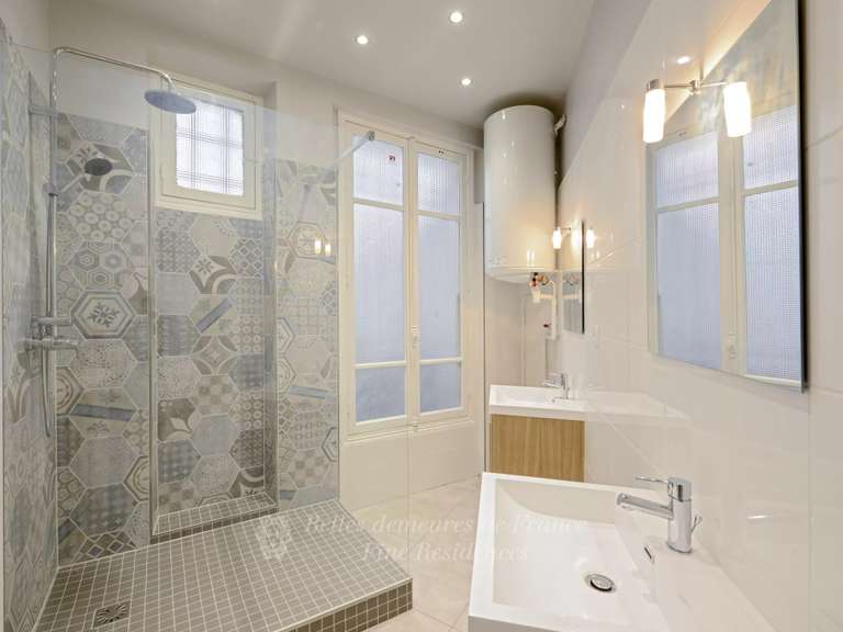Appartement Paris 7e - 4 chambres - 160m²