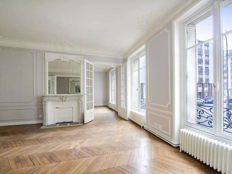 Appartement Paris 7e - 4 chambres - 160m²