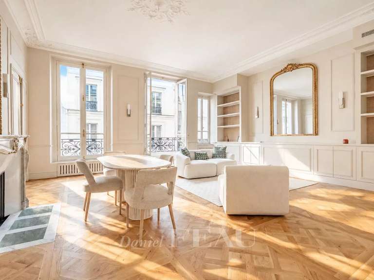 Appartement Paris 7e - 2 chambres - 148m²