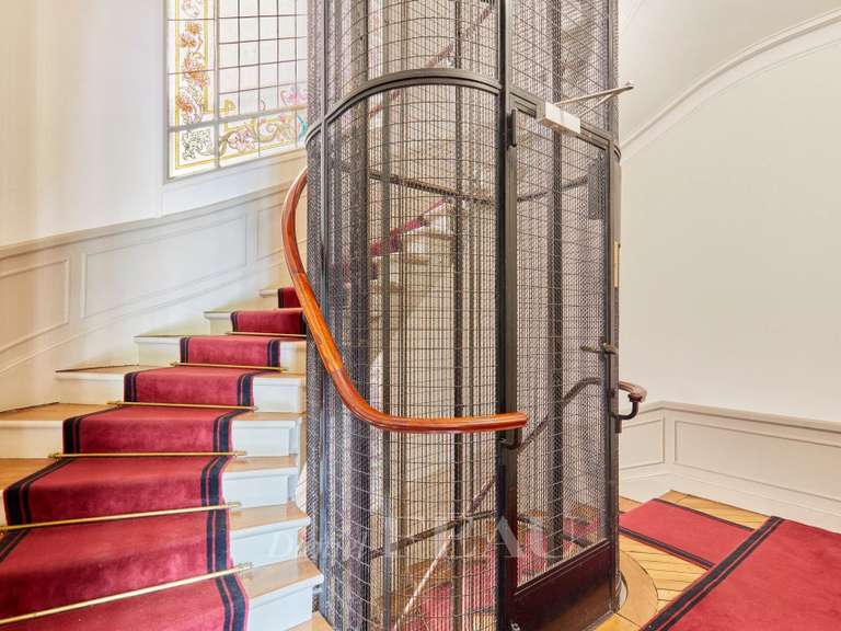 Appartement Paris 7e - 4 chambres - 120m²