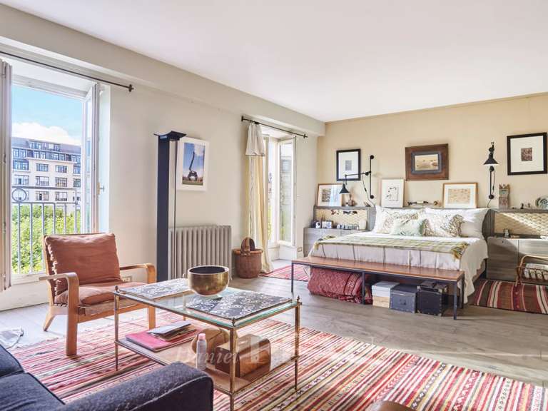 Appartement Paris 7e - 2 chambres - 167m²